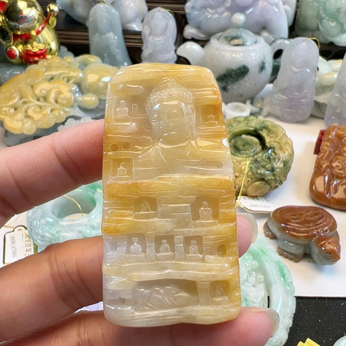 送证书天然翡翠A货特色黄翡佛