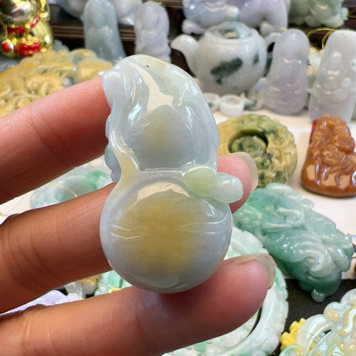 送证书天然翡翠缅料A货黄加绿葫芦
