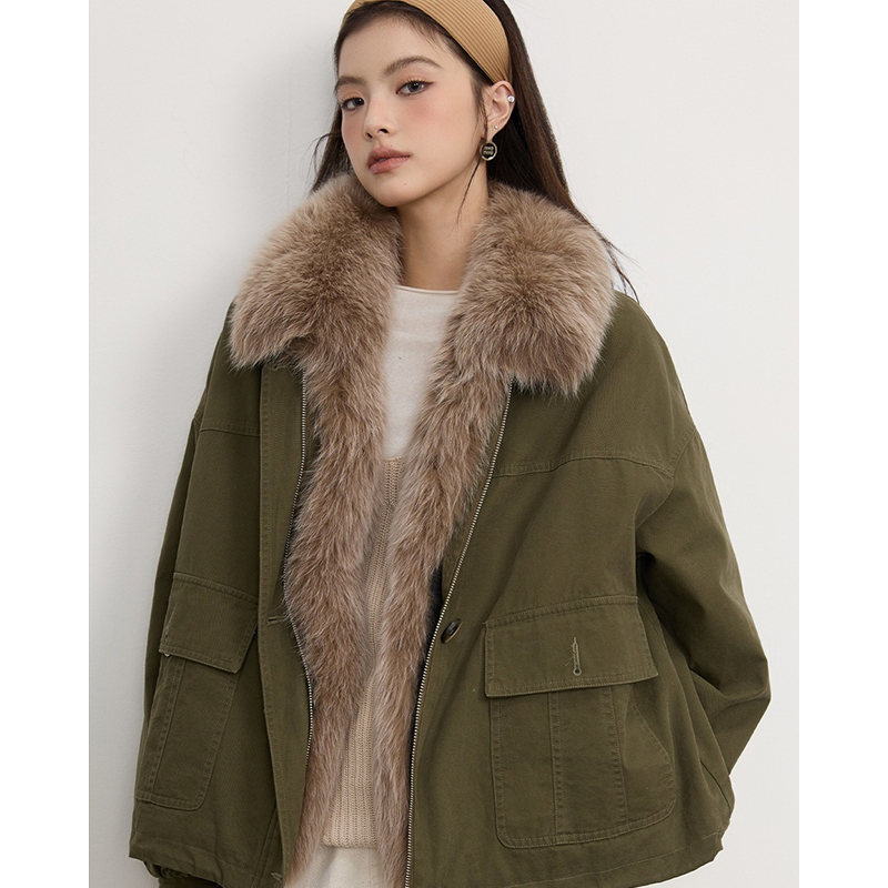 狐狸毛可拆卸大翻领白鹅绒羽绒服派克服短款外套女2025B2045