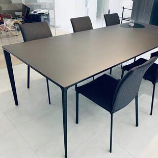 纯黑岩板餐桌德利丰家用小户型极简轻奢北欧铝合金长方形饭桌 意式