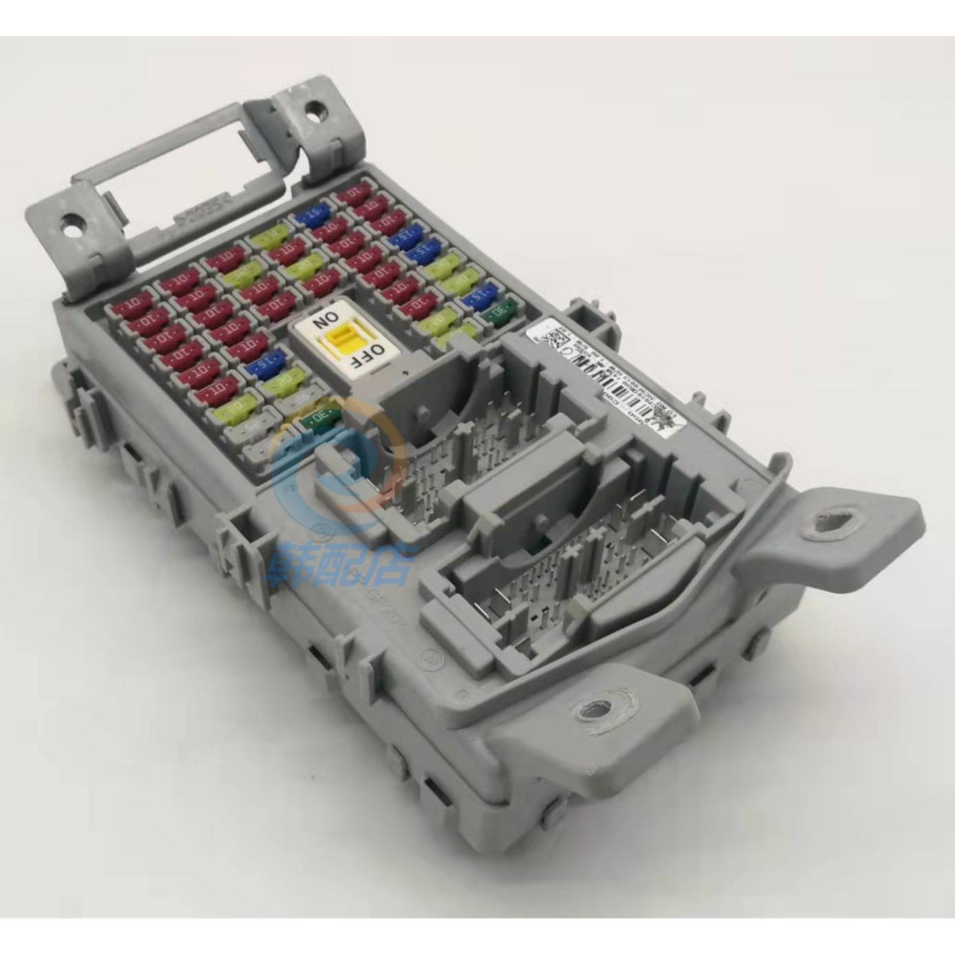 适用于现代IX25室内保险盒DCM接线盒继电器盒保险丝盒车身防盗盒