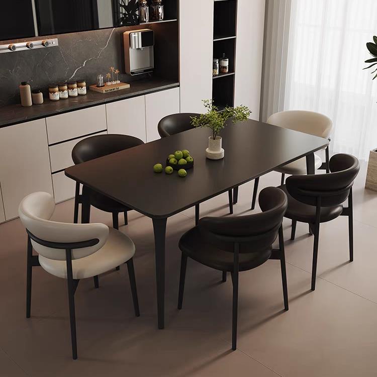 意式极简岩板餐桌椅组合轻奢覆古客厅家用黑色2025现代简约吃饭桌