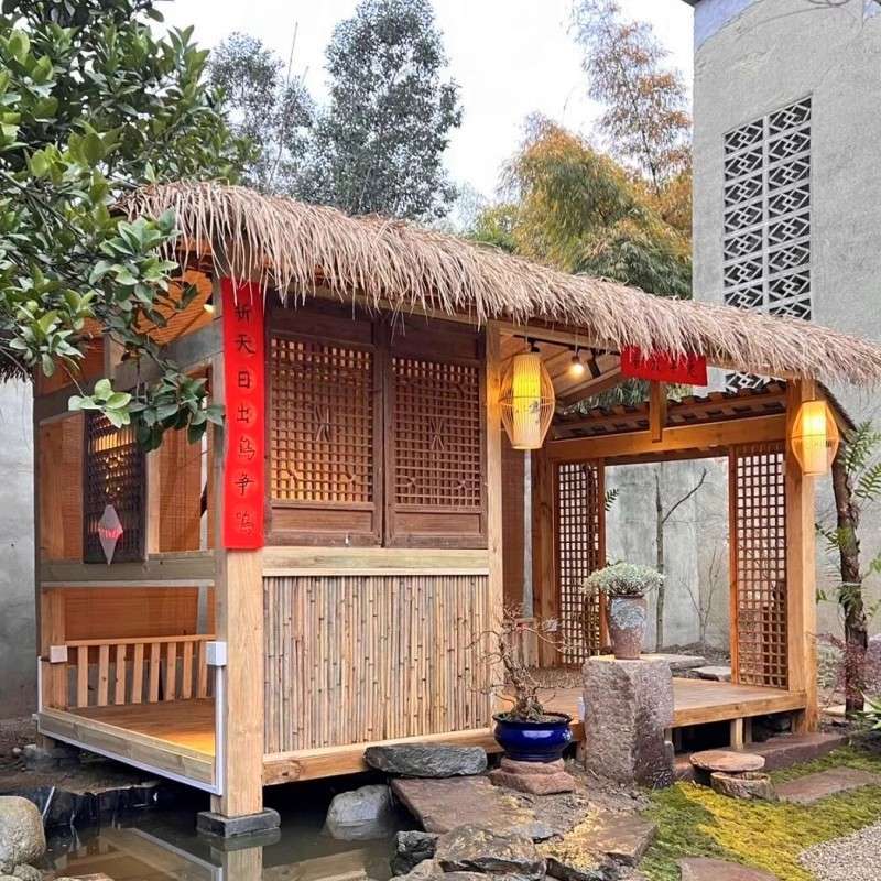 网红茅草木屋防腐木造景实木日式庭院茶室农村小院户外茅草凉亭
