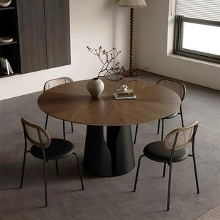 古风实木圆形餐桌胡桃木色小户型网红Clay饭桌简约轻奢桌椅组合