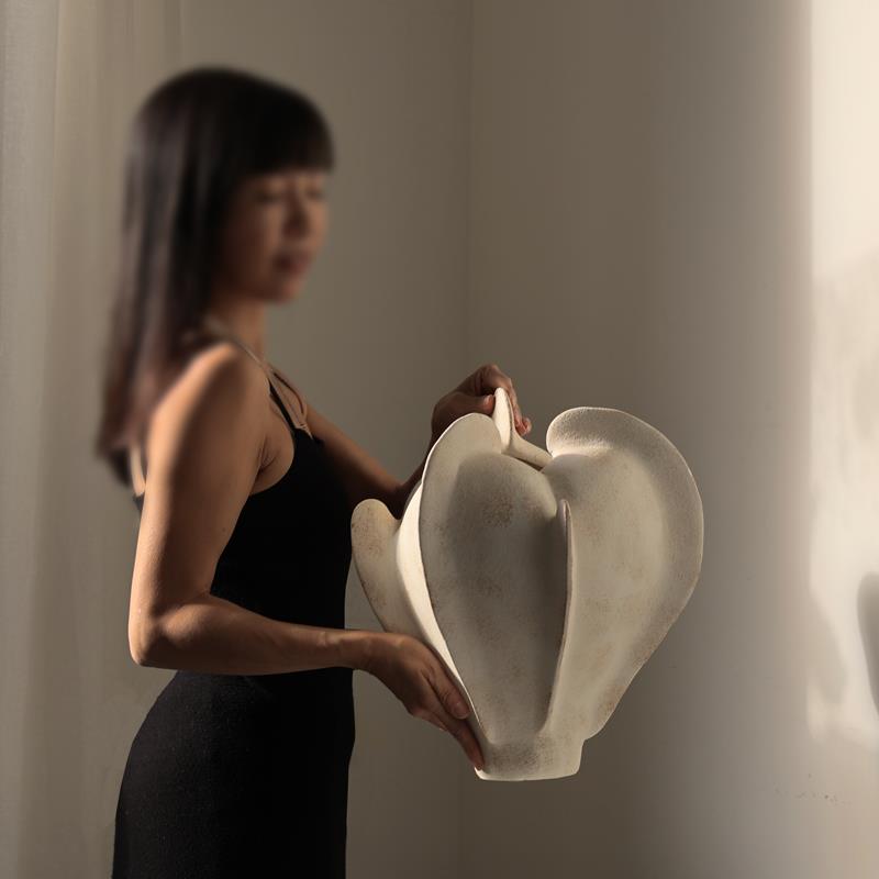 莉莉白中古侘寂风杨桃系列陶瓷花瓶水培鲜花客厅桌面艺术装饰摆饰