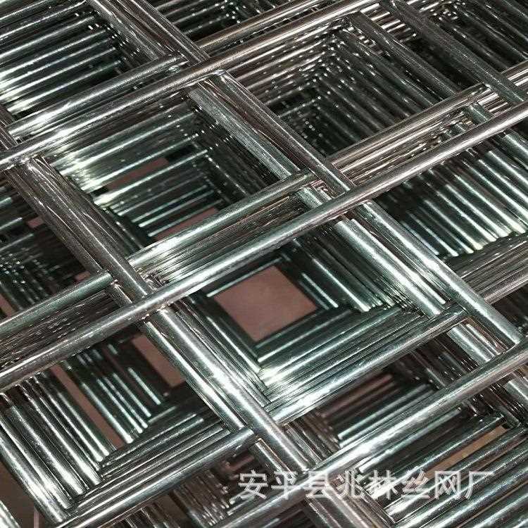 直销新款菱形镀锌铁丝网片工地焊接建筑地暖钢筋网片电焊304不锈