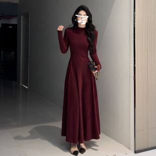 配大衣 连衣裙修身 内搭a字打底长裙高级 红色长袖 2025秋冬新款
