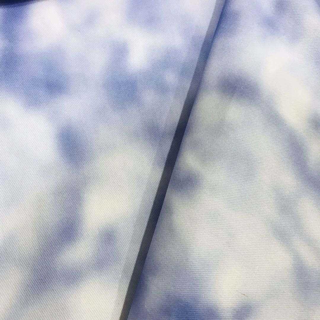 直销新款时畅全棉10856 10858斜纹扎染纱卡面料 现货 工厂环保服