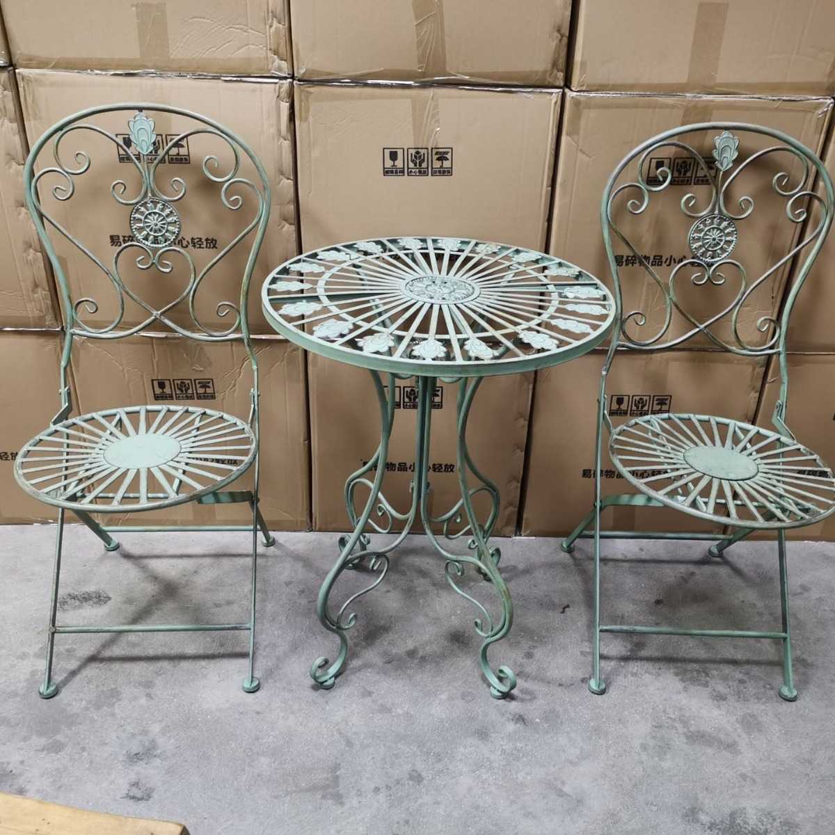 新款直销美式乡村户外休闲桌椅组合家用阳台庭院铁艺复古做旧圆桌