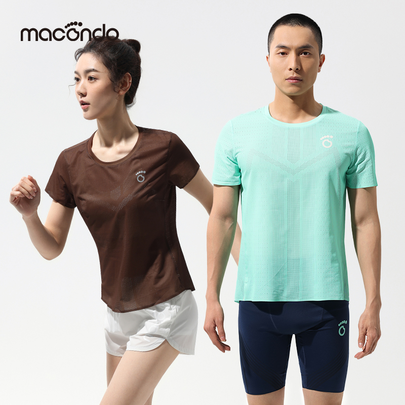 马孔多风洞短袖T恤吸湿速干