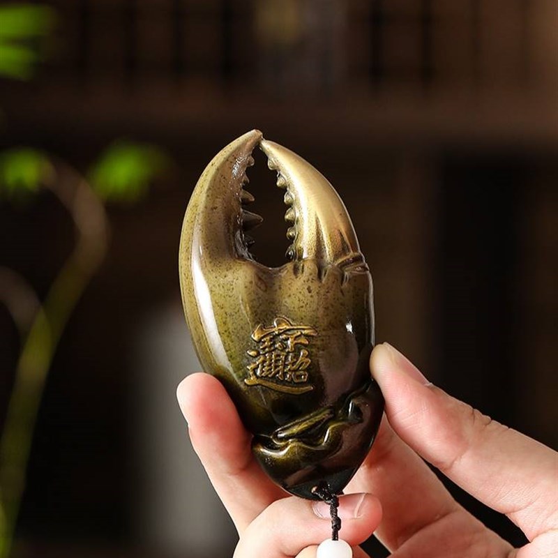 手里有钱螃蟹钳摆件手中有钳手把件全黄铜茶宠挂件解压送朋友礼品