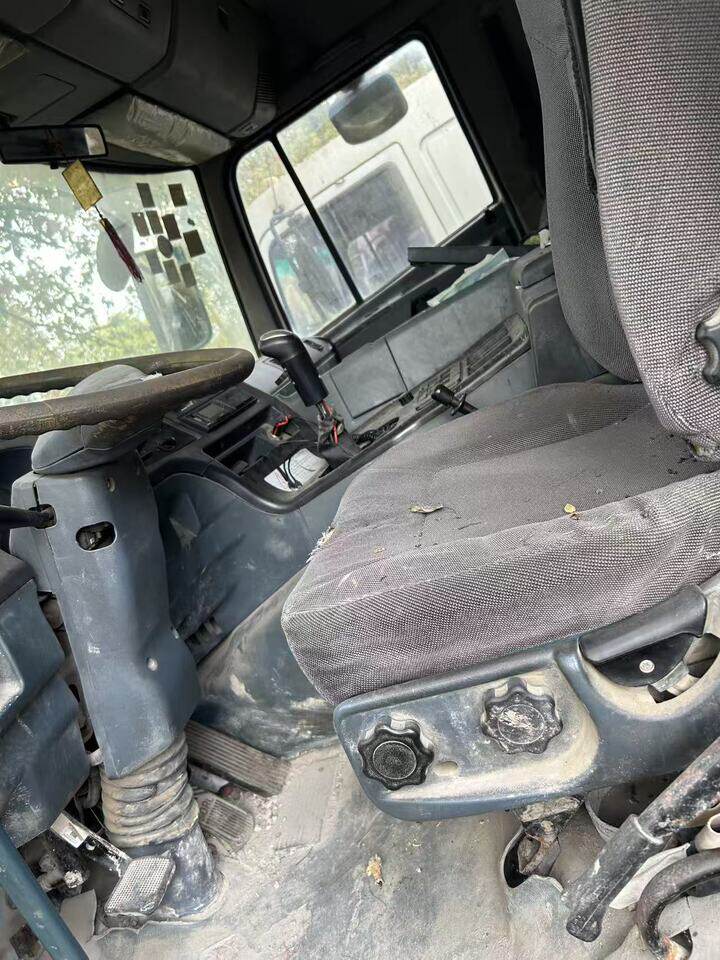 5月5日绍兴市浙DR9661重型罐式货车网络拍卖公告