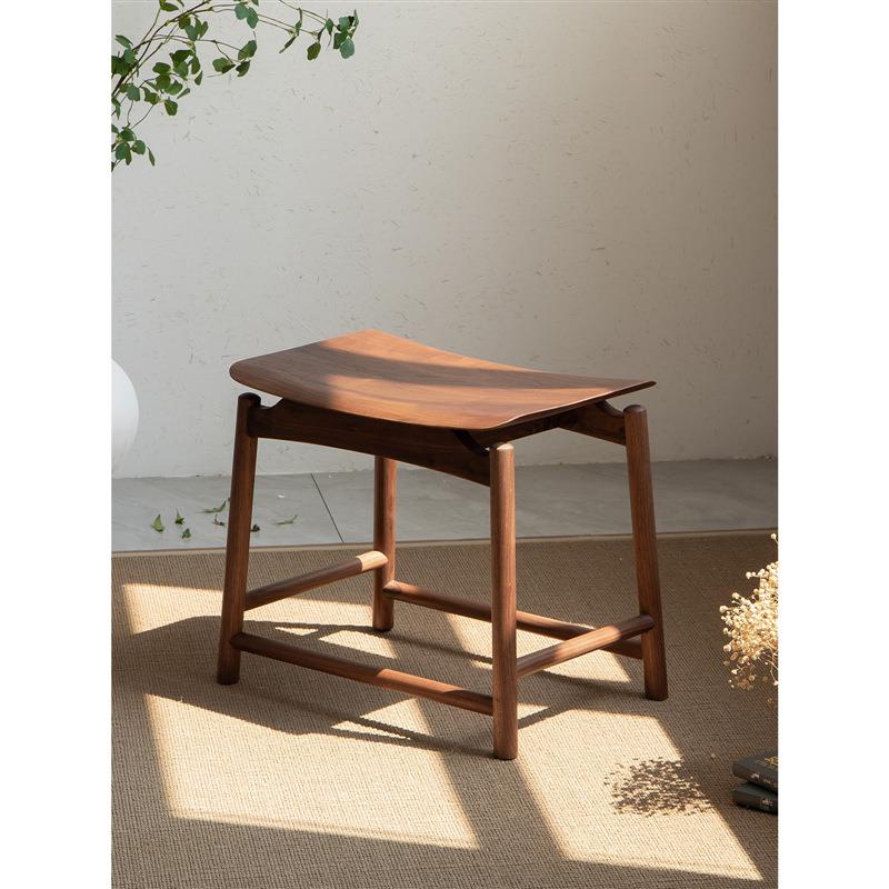 新中式全实木凳子黑胡桃木禅意家具极简休闲原木茶矮凳长方形短凳