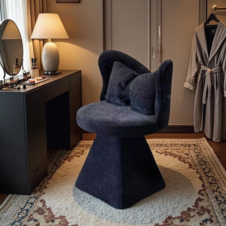 梳妆台椅子轻奢高级法式化妆凳女生卧室设计师可旋转衣帽间靠背凳