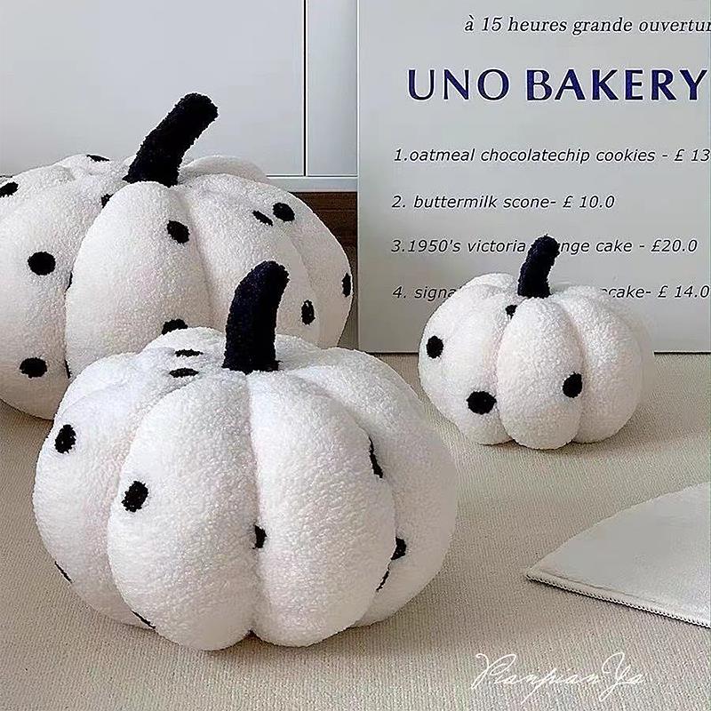 北欧风南瓜抱枕沙发客厅靠枕异形飘窗卧室装饰摆件礼物