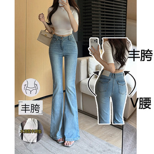 乔栈超绝腰臀比丰胯浅蓝喇叭牛仔裤女春夏新款V腰修身显身材微喇
