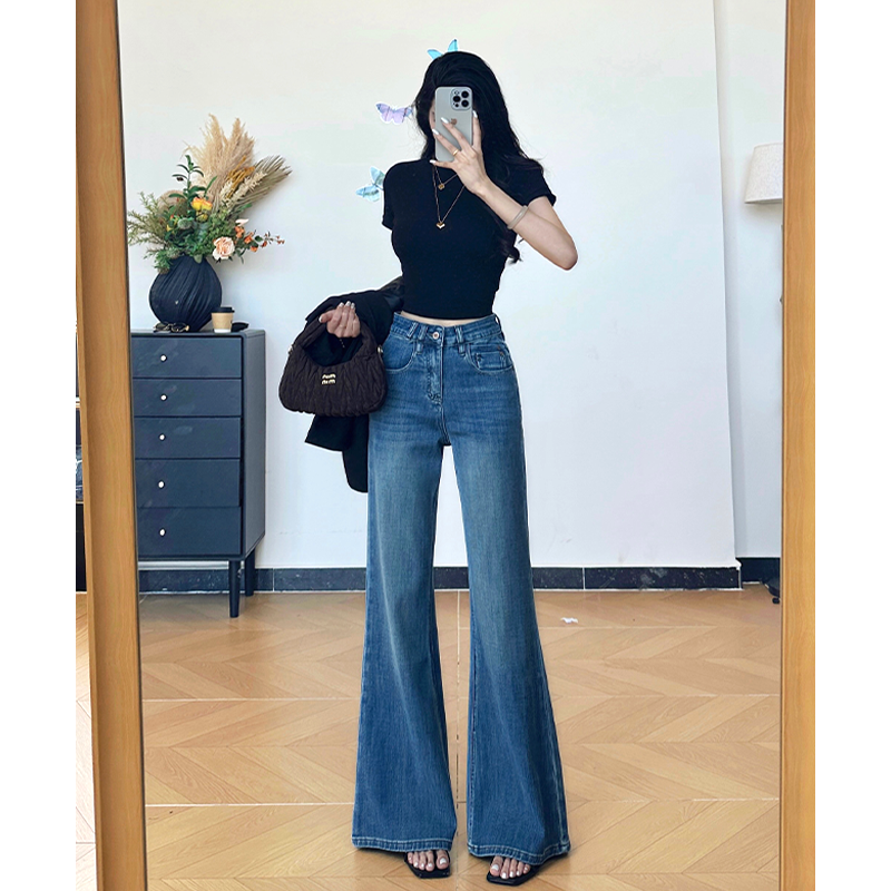 乔栈秋季新款高腰显瘦不贴腿微喇牛仔裤女2025气质百搭喇叭裤