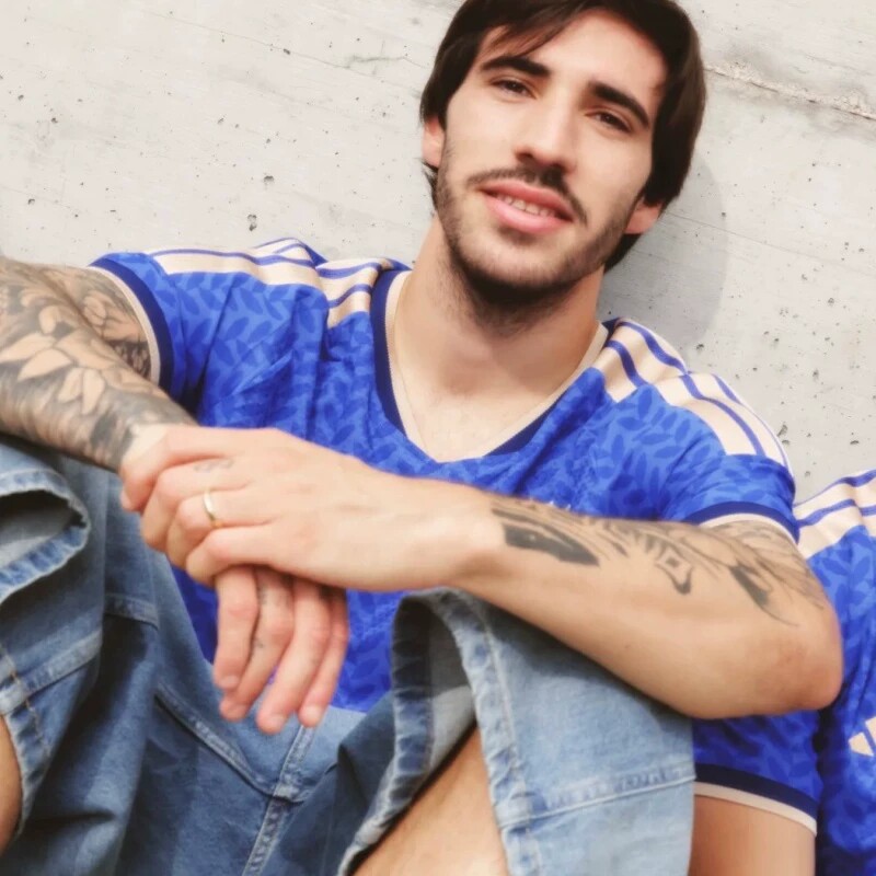 2026意大利国家队球衣主场18号巴雷拉8号托纳利卡拉菲奥里足球服