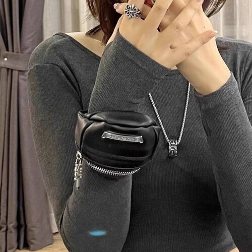黑色手腕包女小众设计辣妹包2025新款腰包甜酷风零钱包耳机包