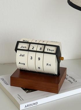 轻奢木质新款日历台历转轮万年历家居饰品客厅玄关办公室桌面摆件