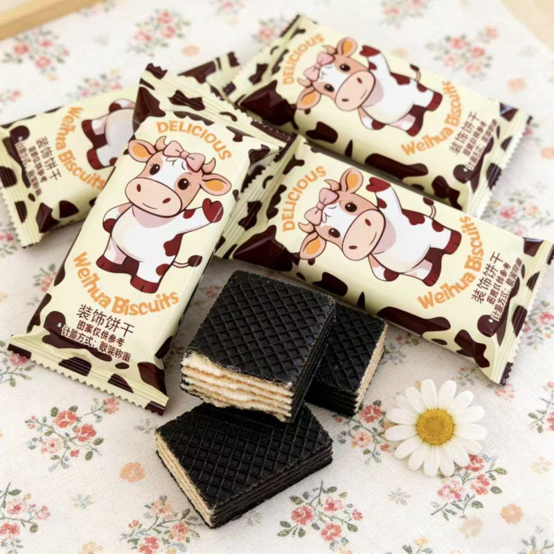 俄罗斯巧克力威化饼干 大奶牛夹心威化休闲零食500g/箱