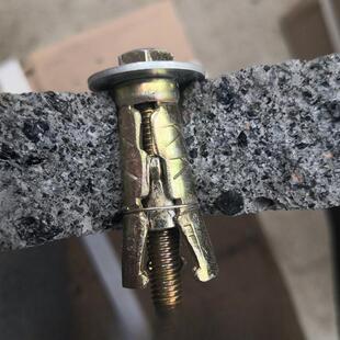 膨胀螺栓空心砖泡沫砖多孔砖老红砖土坯墙大理石幕墙膨胀螺丝献学