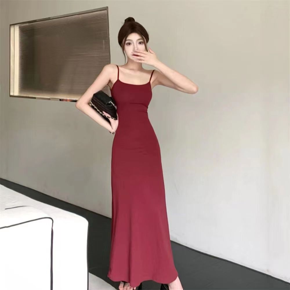 辣妹弹力吊带连衣裙子女夏季2026新款收腰显瘦一字肩内搭打底长裙