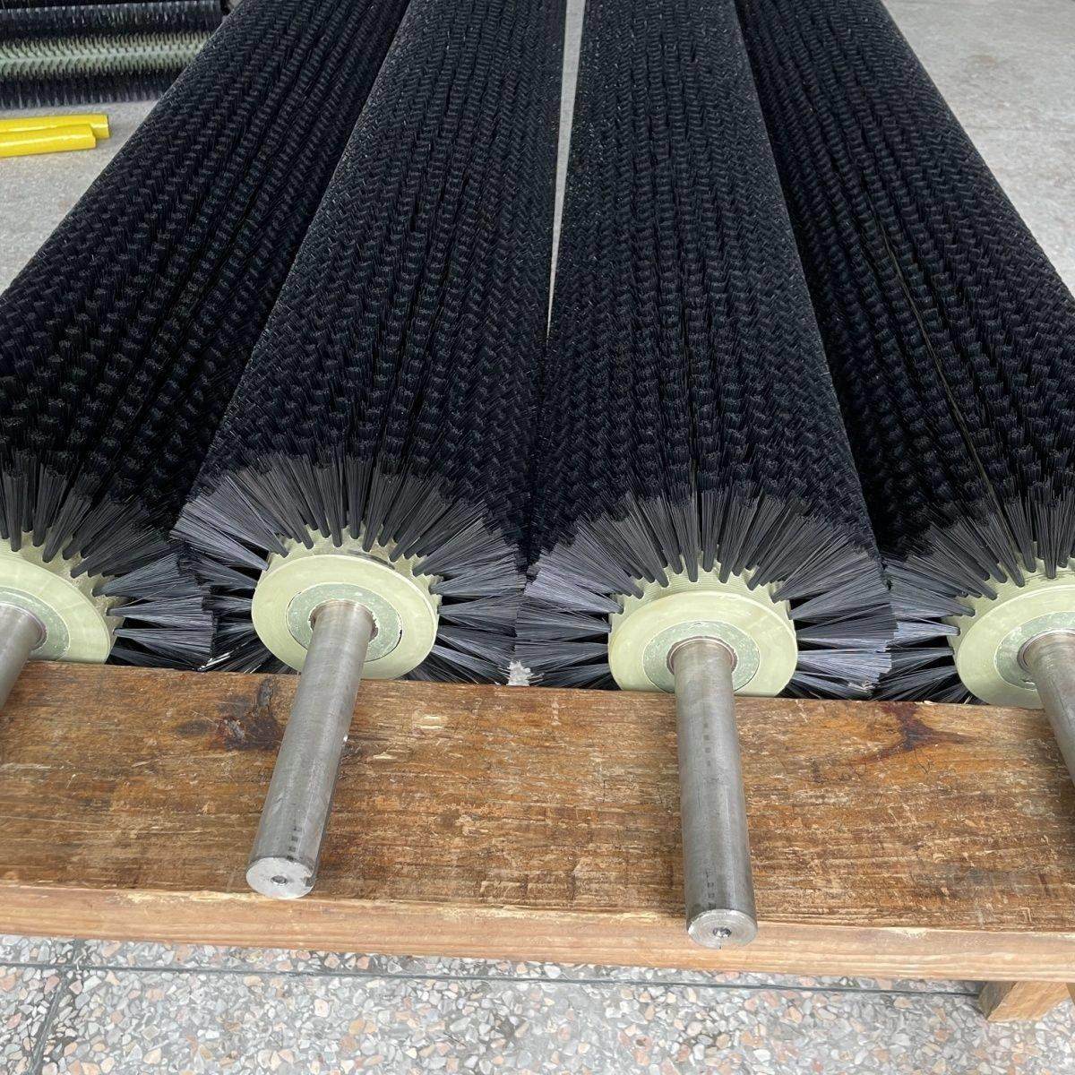 工业刷滚轮刷尼龙刷软毛清洗机刷圆柱刷滚轮尼龙钢丝刷轮