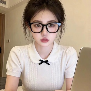一颗小野莓娃娃领短袖小