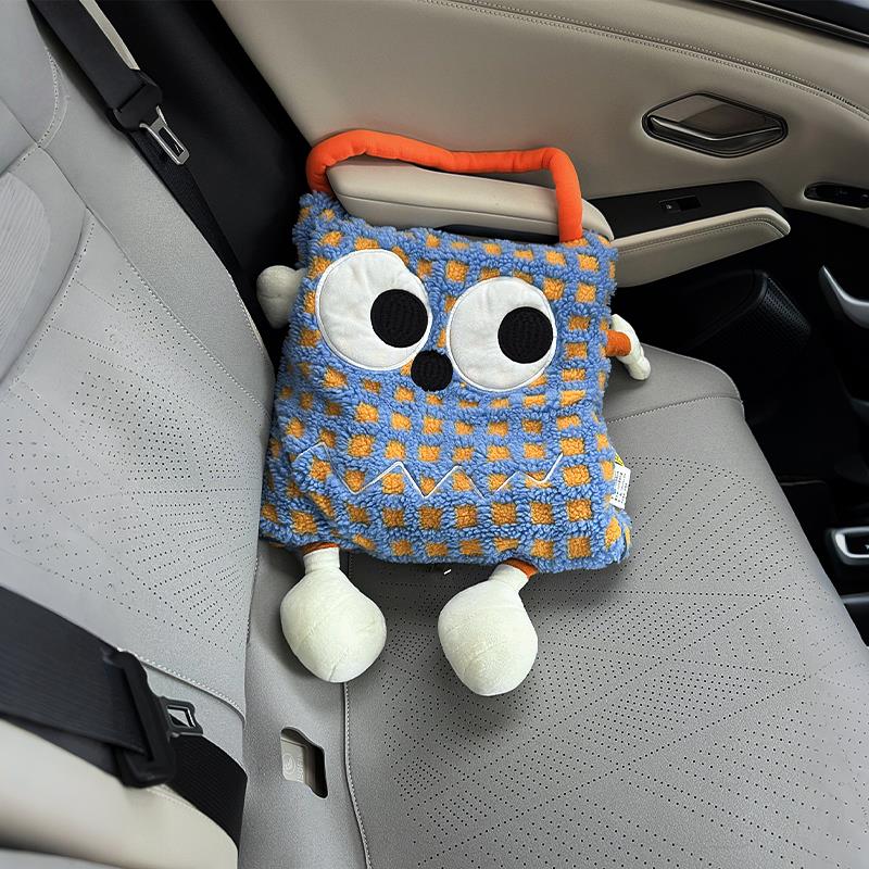 汽车抱枕被子两用抱枕毯子二合一被子四季通用车用后排睡觉神器