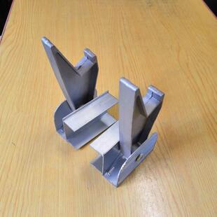 梯子配件铝合金伸缩升降家用人字梯卡位卡簧固定导牙限位卡扣