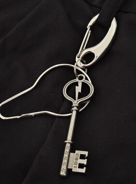 SFSN原创高级感原创腰间挂饰vibe风包包挂件金属银色钥匙扣定制