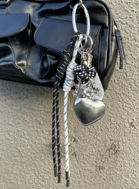 SFSN包包挂件金属爱心钥匙扣腰间配饰潮情侣编织挂绳包挂件送礼物
