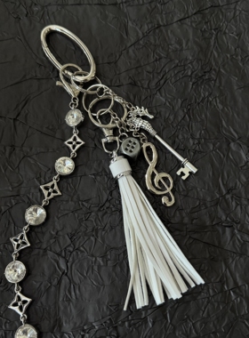 海洋之音四叶草闪钻裤链cleanfit腰间钥匙扣配饰音符流苏包包挂件