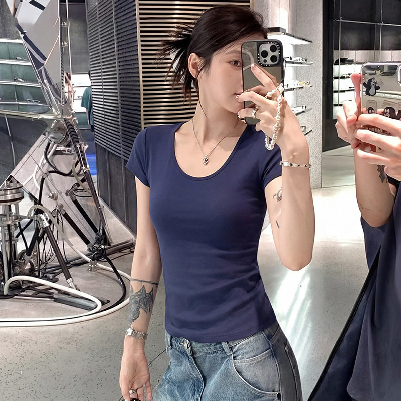 百搭U领显瘦短袖辣妹纯色