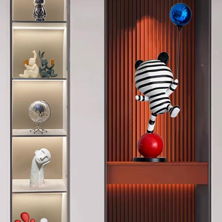 大F97MS758气网红熊公仔旁摆件客厅沙电发视柜玄关落地家风居装饰