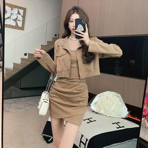 实拍秋季甜辣妹美拉德穿搭显瘦套装新款吊带连衣裙修身两件套3916