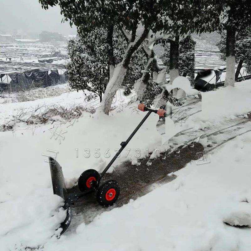 单把手推轮式推雪铲人工手推推雪铲雪地清雪推雪工具铲雪机