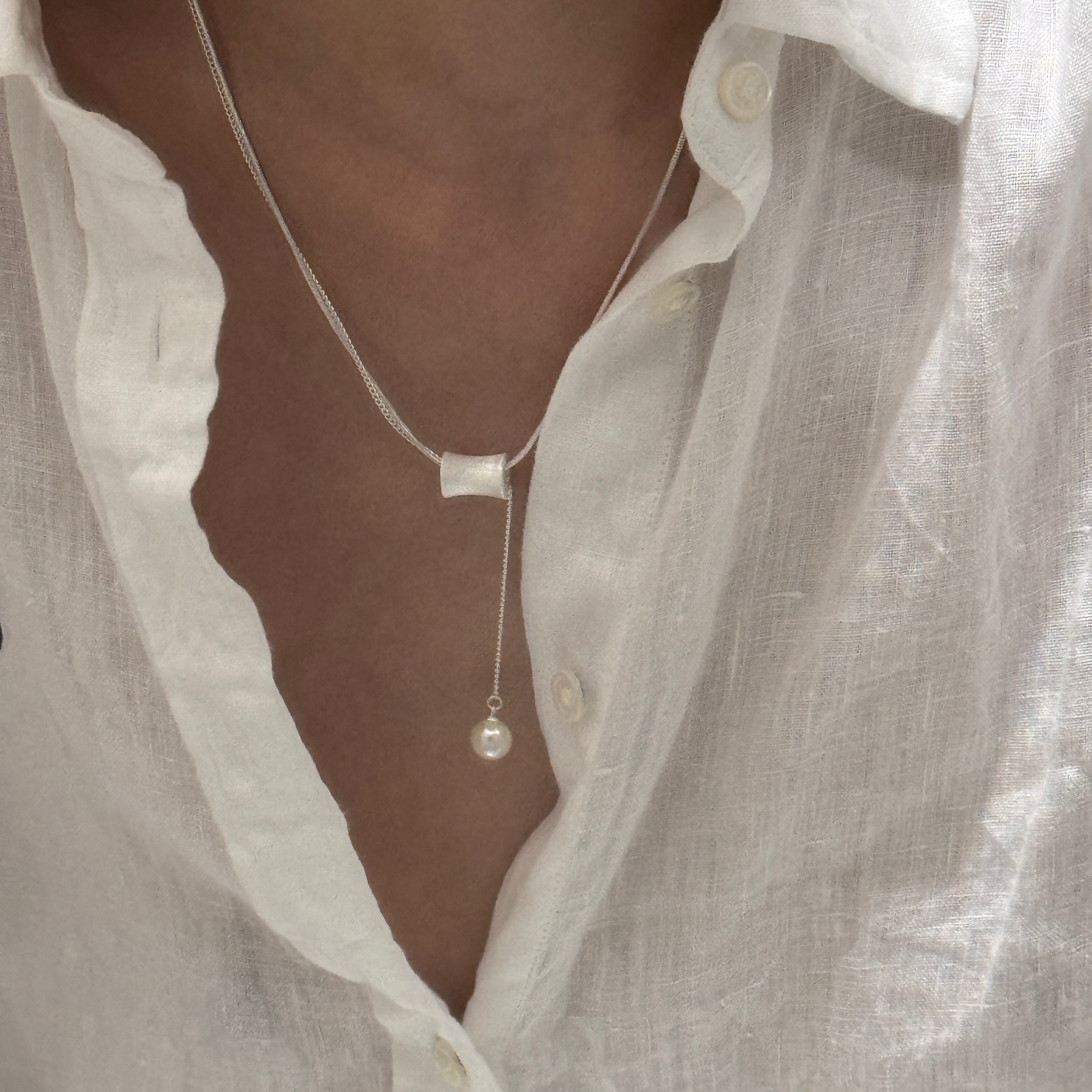 L'amour圆筒流苏珍珠毛衣链女轻奢小众设计感锁骨链新款爆款颈链