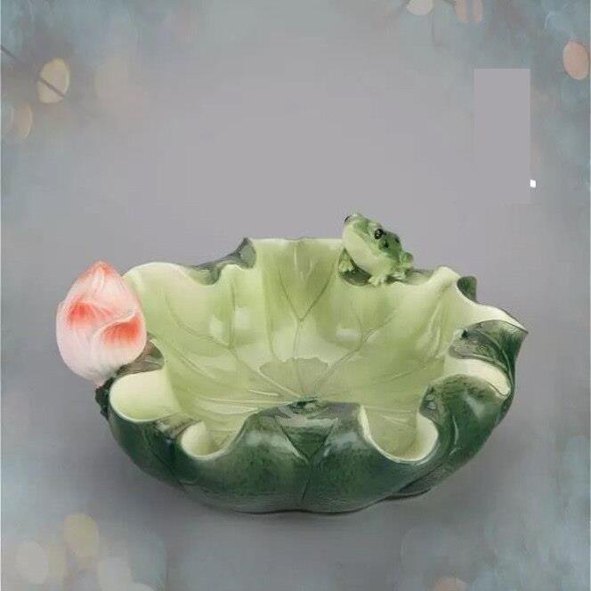 中式客厅创意大号荷花陶瓷烟灰缸办公室个性潮流家居摆件时尚