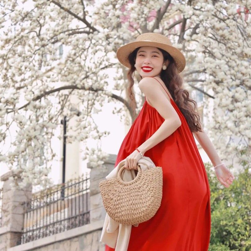 红色连衣裙夏女大码高个子A字裙脚裸超长裙宽松V领长款吊带背心裙