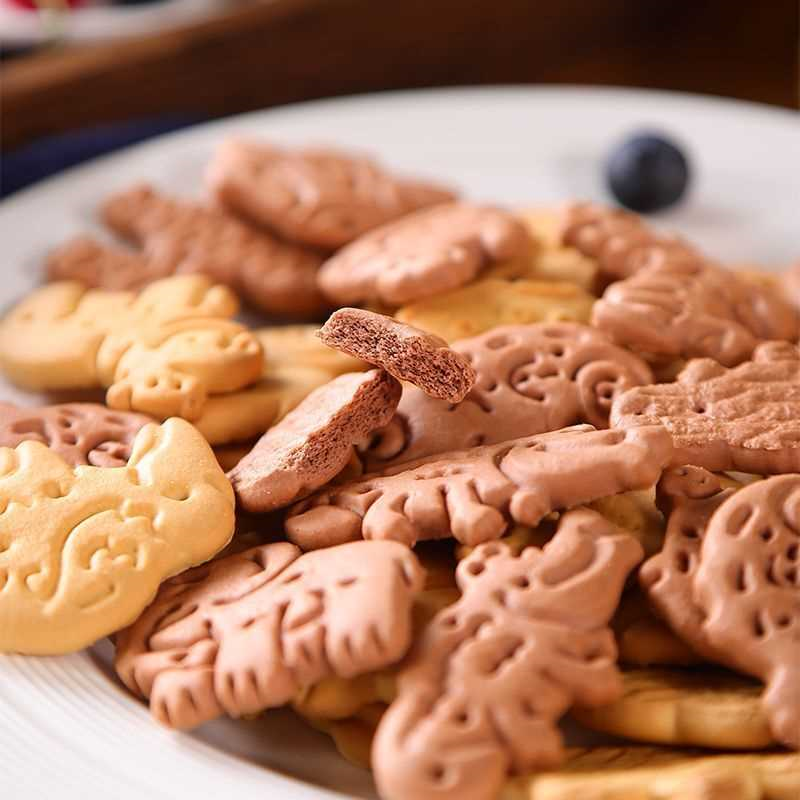 俄罗斯原装进口老式苏打饼干全麦曲奇巧克力味营养早餐休闲零食品