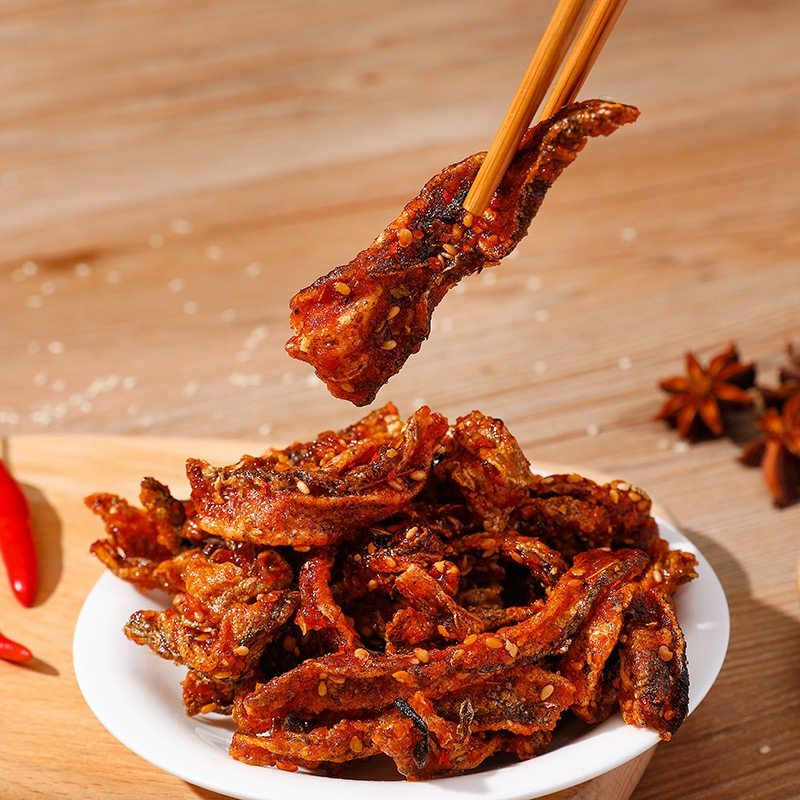 蜜汁香辣鳕鱼皮鱼干即食小吃零食鱼皮解馋上班上学解馋小零食