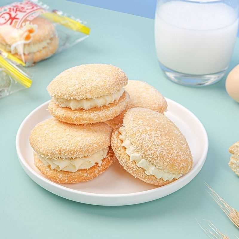 椰蓉夹心蛋糕娃娃雪饼老式夹心奶油面包早餐网红休闲零食小吃糕点
