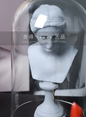样板房欧式衣帽间摆件套装衣柜陈列道具梳妆化妆台飘窗展柜饰品47