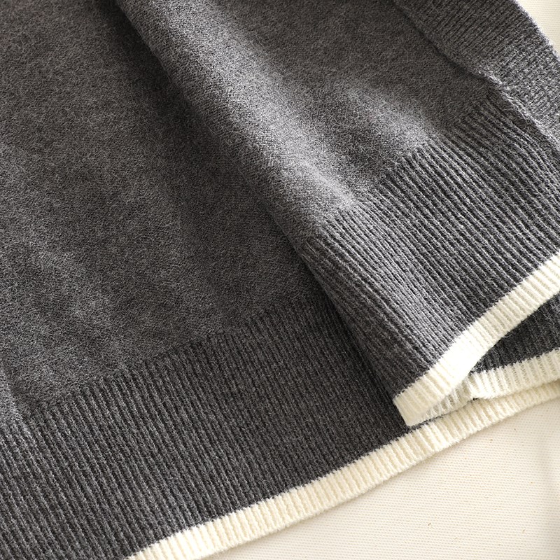 麦系!2024秋季新款时尚百搭圆领显瘦灰色单排扣针织开衫女小上衣