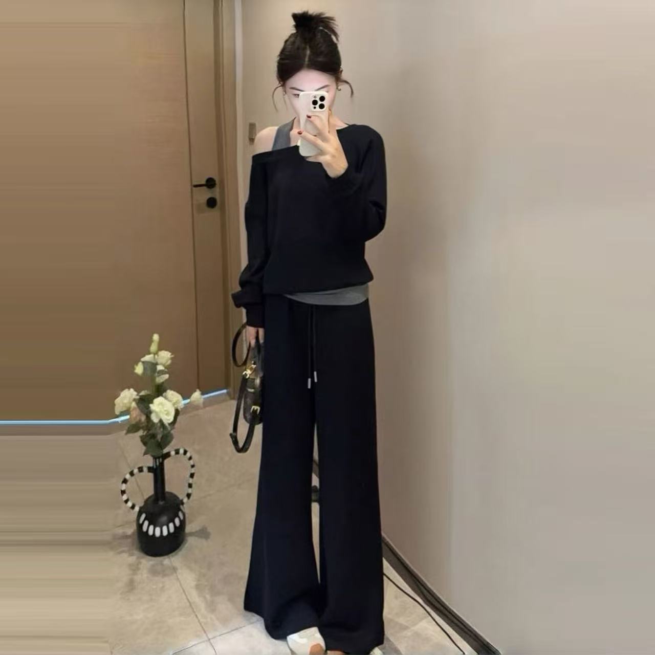 休闲运动套装女2025秋季新款时髦洋气斜肩假两件卫衣阔腿裤