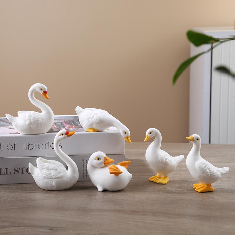 创意陶瓷彷真小白鸭子天鹅茶宠摆件家居装饰品鱼缸假山微景观造景
