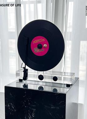 现代复古装饰水晶黑胶唱片机摆件样板间软装家居客厅书房玄关饰品