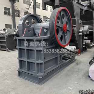 厂家供应大中小型颚式破碎机 移动碎石破碎机 细颚破 鄂式破碎机